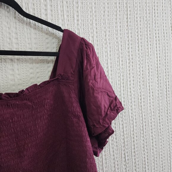 Torrid Stretch Challis Smocked Puff Sleeve Crop Top Burgundy Plus Size 5X NEW - Picture 8 of 13